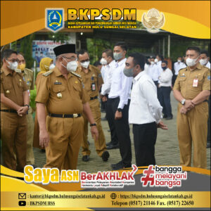 Penyerahan Surat Keputusan Pegawai Pemerintah dengan Perjanjian Kerja 9